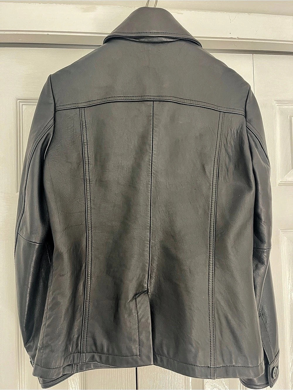 Liz Claiborne Black Genuine Leather Button Front Jacket — Women’s Medium - Picture 4 of 10